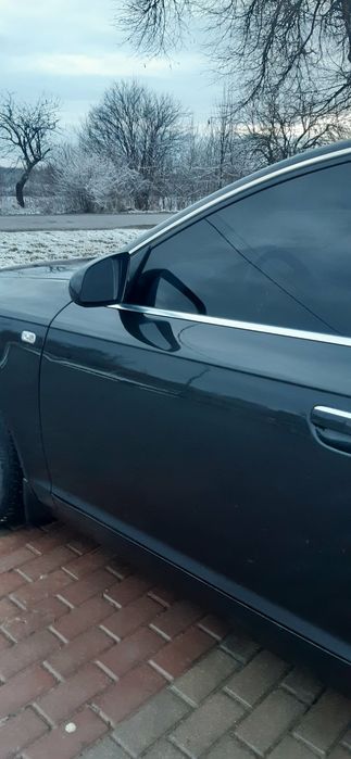 Продасться Ауді А6 с6 седан 2004р. Має непоганий вид.