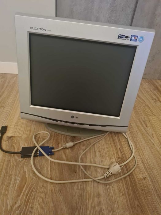 Monitor CRT Flatron F700P