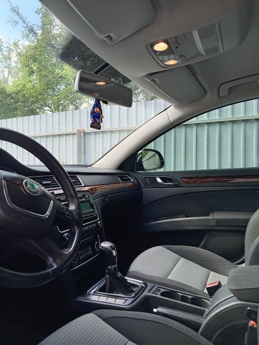 Продам авто Шкода супер 2