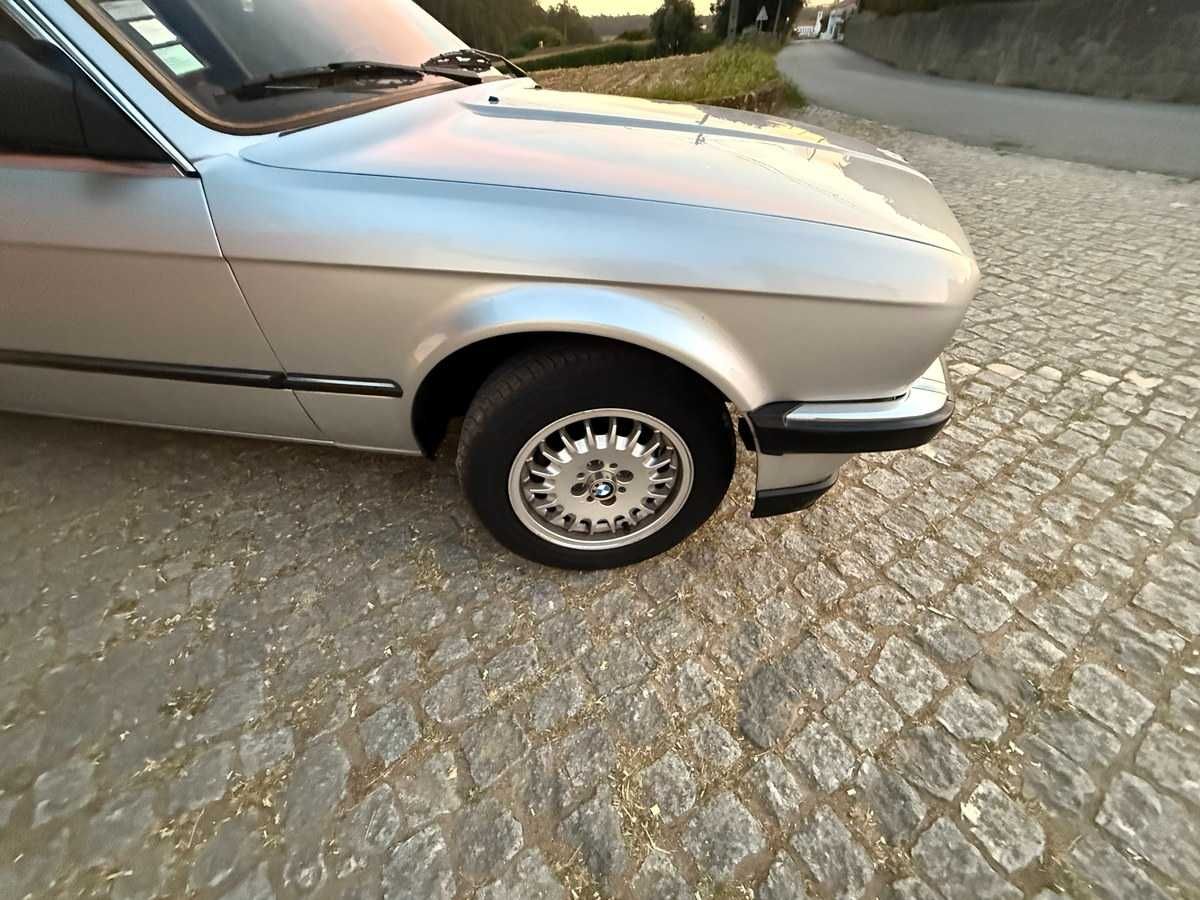 BMW E30 coupe 2p nacional