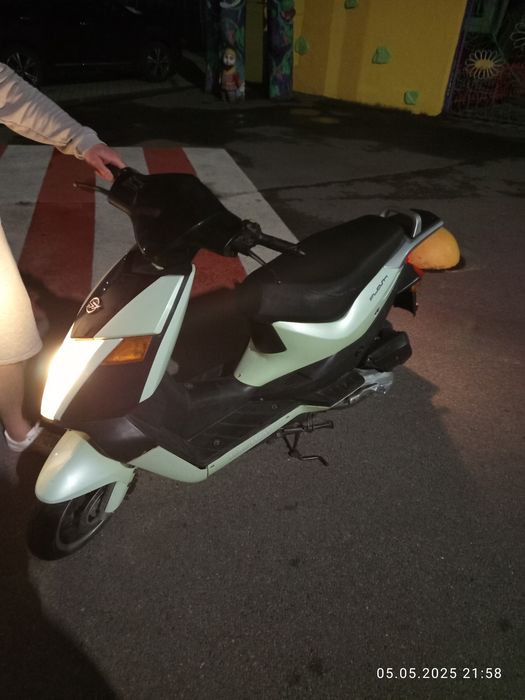 Скутер Keeway Flash 50