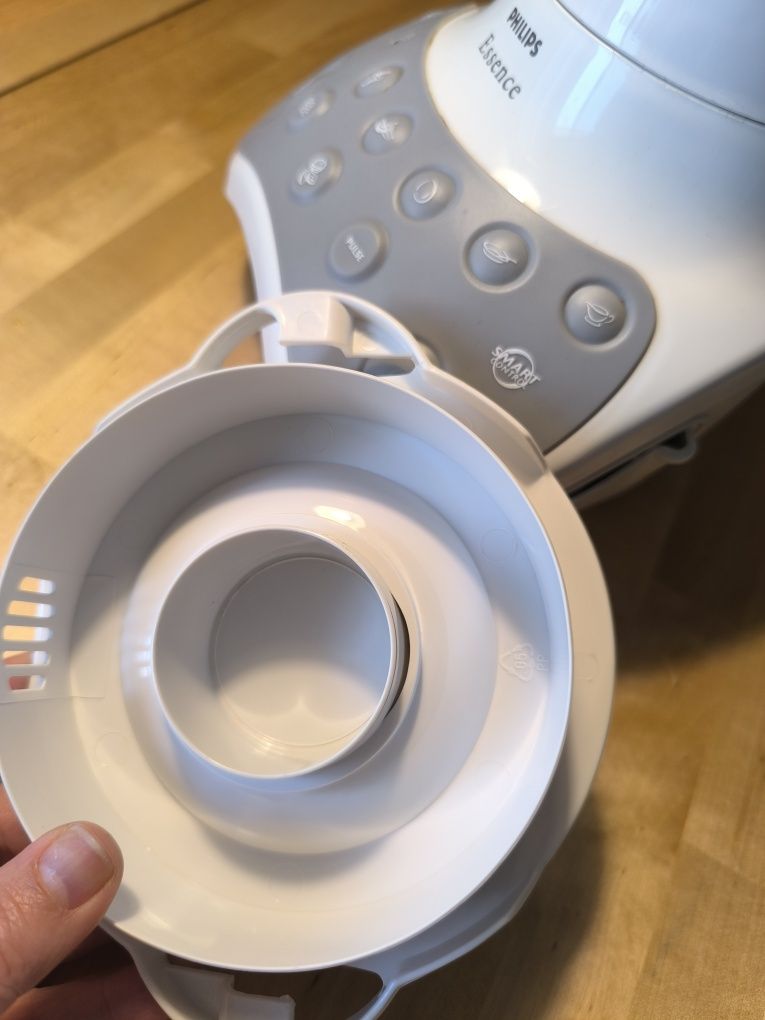 Liquidificadora Philips essence a funcionar perfeitamente
