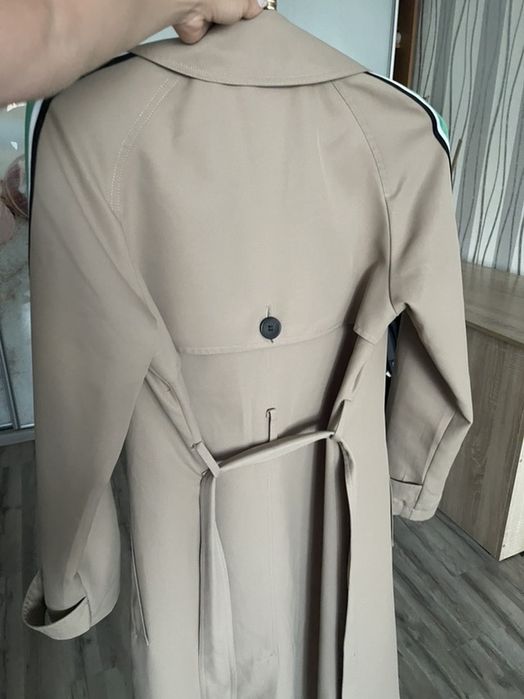 Стильний тренч пальто плащ куртка