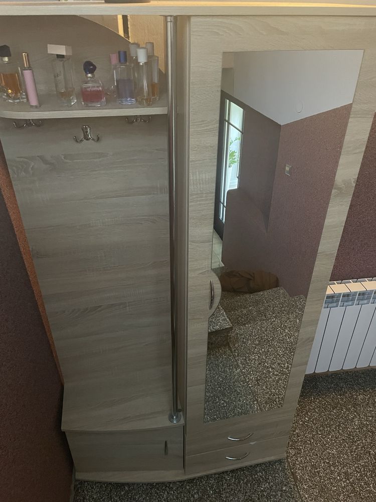 Oddam Szafka wieszak do przedpokoju