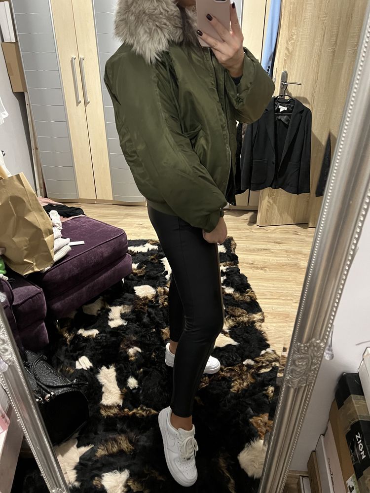 Bejsboliwka zimowa cropp M futerko