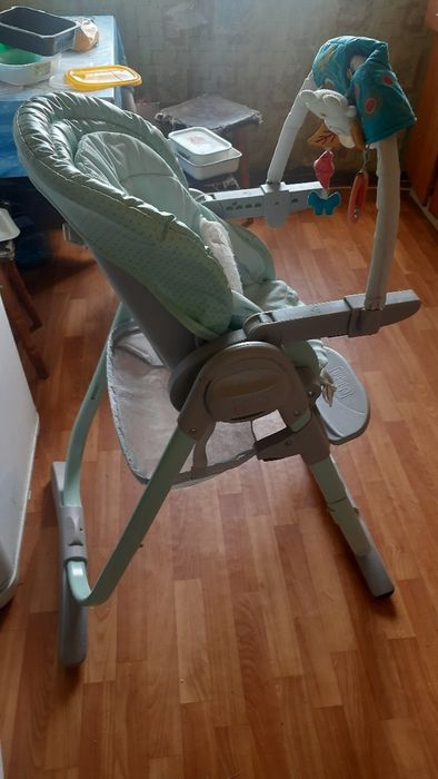 Столик, стільчик для годування chicco