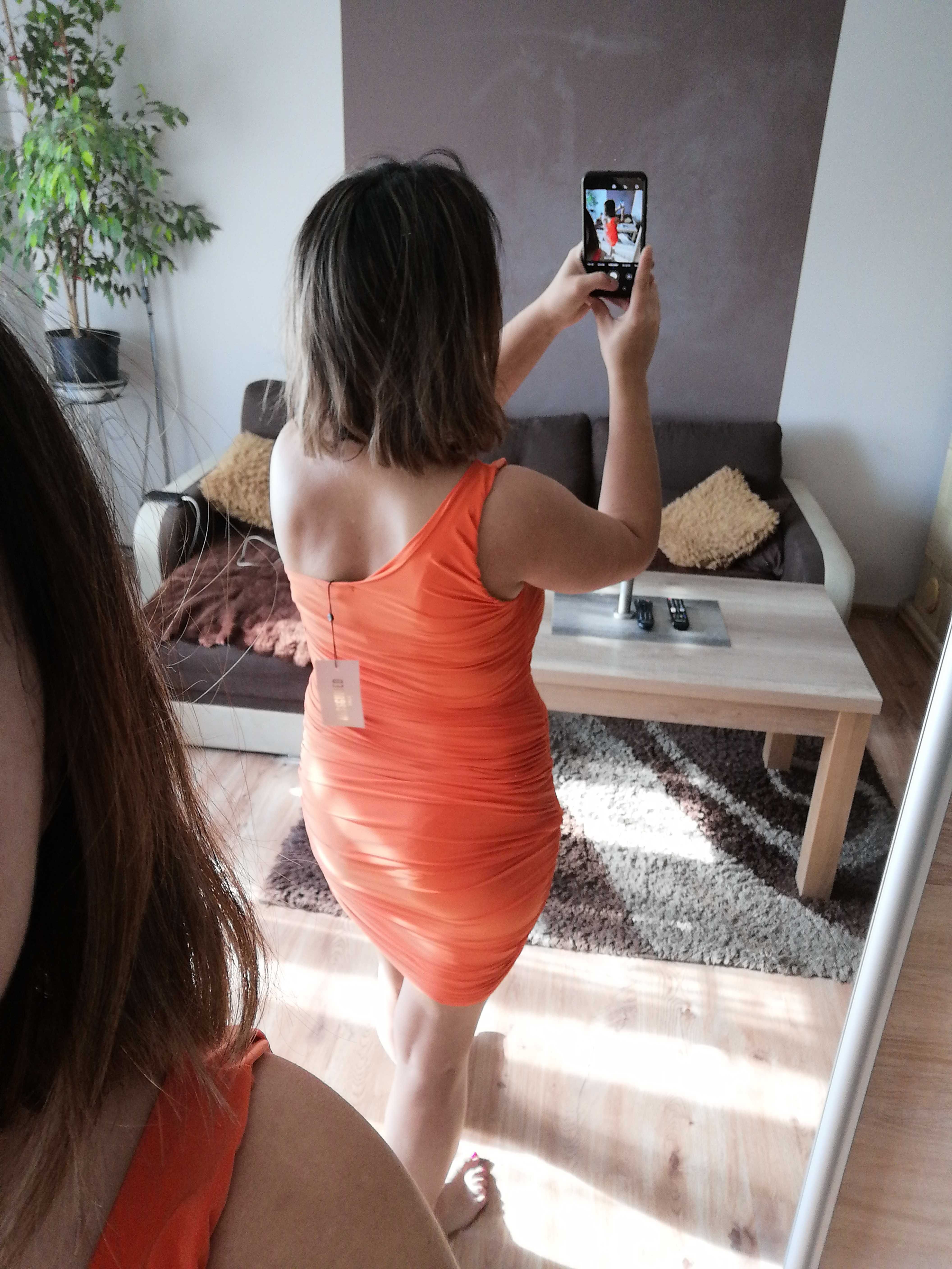 Sukienka missguided nowa