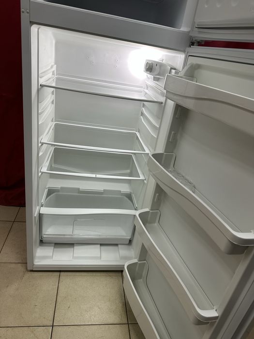 Хололильник Indesit 140/54/60