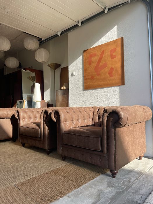 Sofás Chesterfield camurça