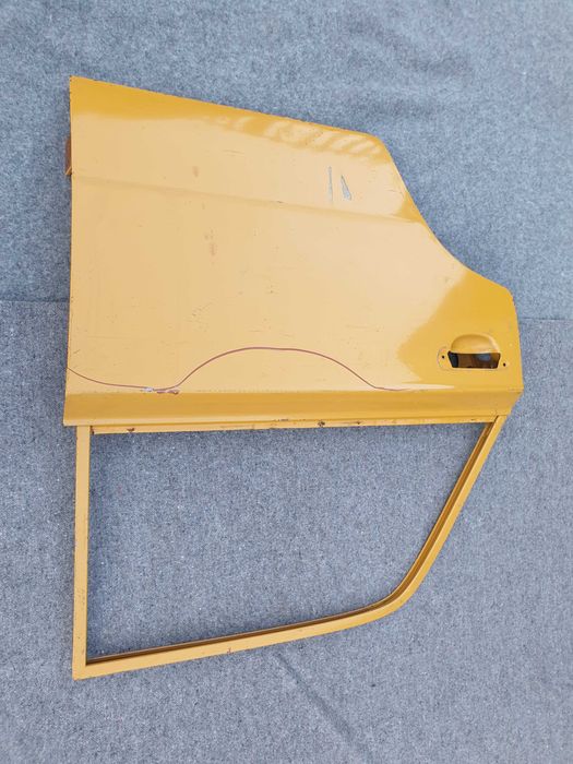 Fiat 125p    Drzwi tylne    prawe FSO tył stary typ