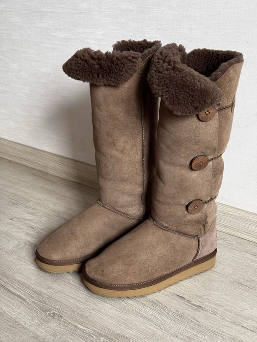 Угги зимние бежевые, замшеві зимові бежеві уггі. Чоботи, сапоги зимние