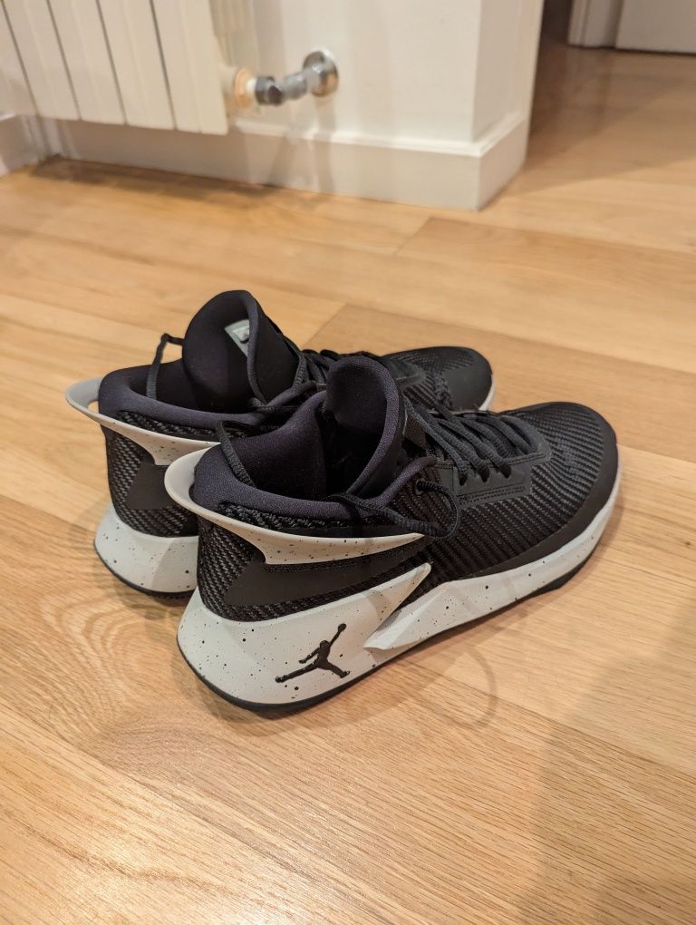 Jordan Fly Lockdown