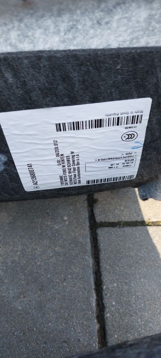 Mercedes E W 213 komplet dywan kierowca pasażer wygłuszenie