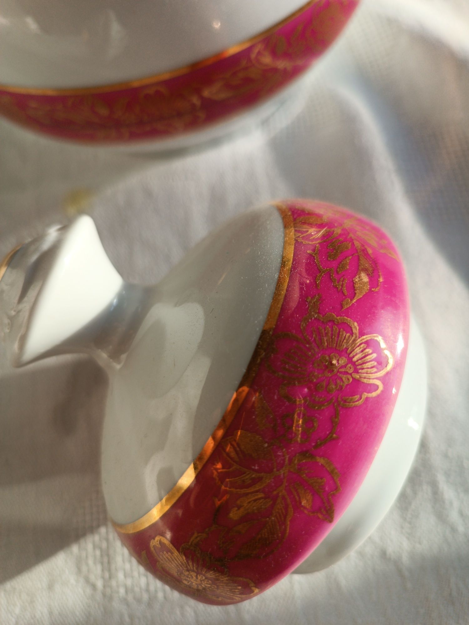 Чайник доливной сервиза Роза SEP GDR малиновый кобальт,золотое клеймо