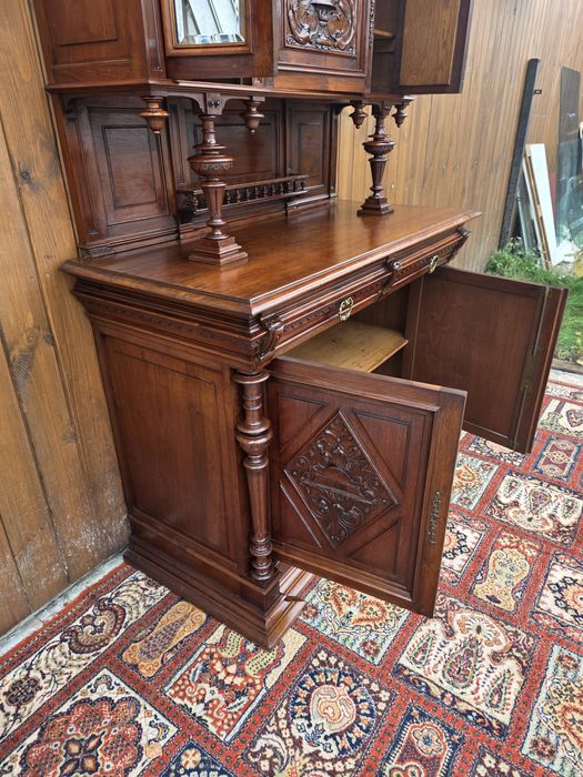 Orzechowy kredens eklektyczny rzeczy #2107 Stylowy Węgrów