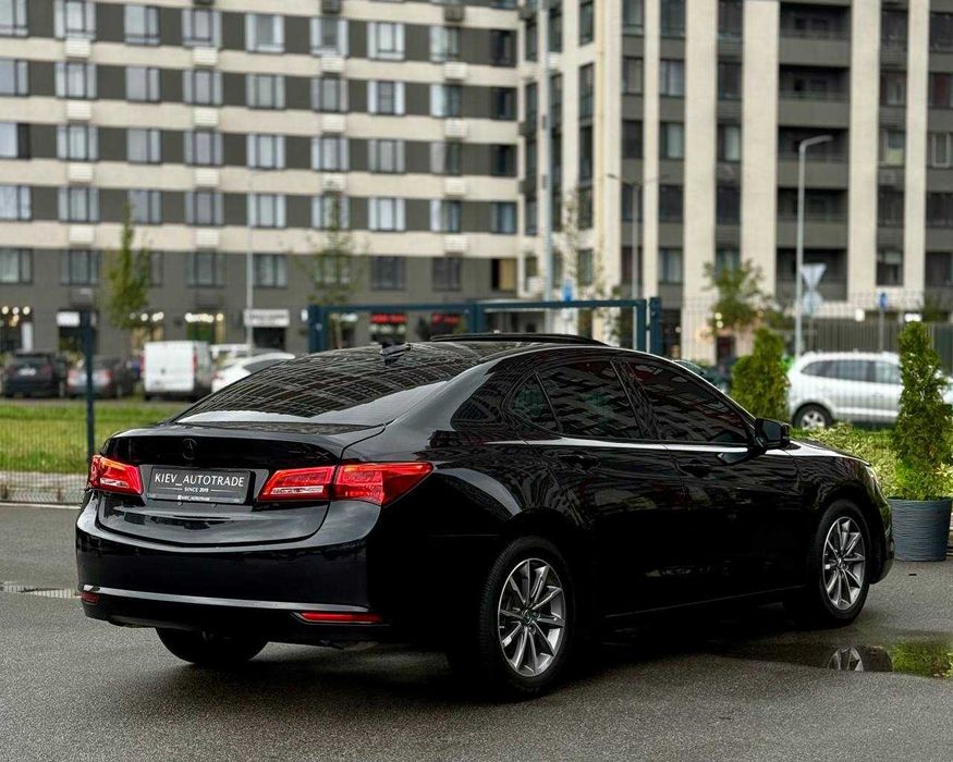 Продаж Acura TLX