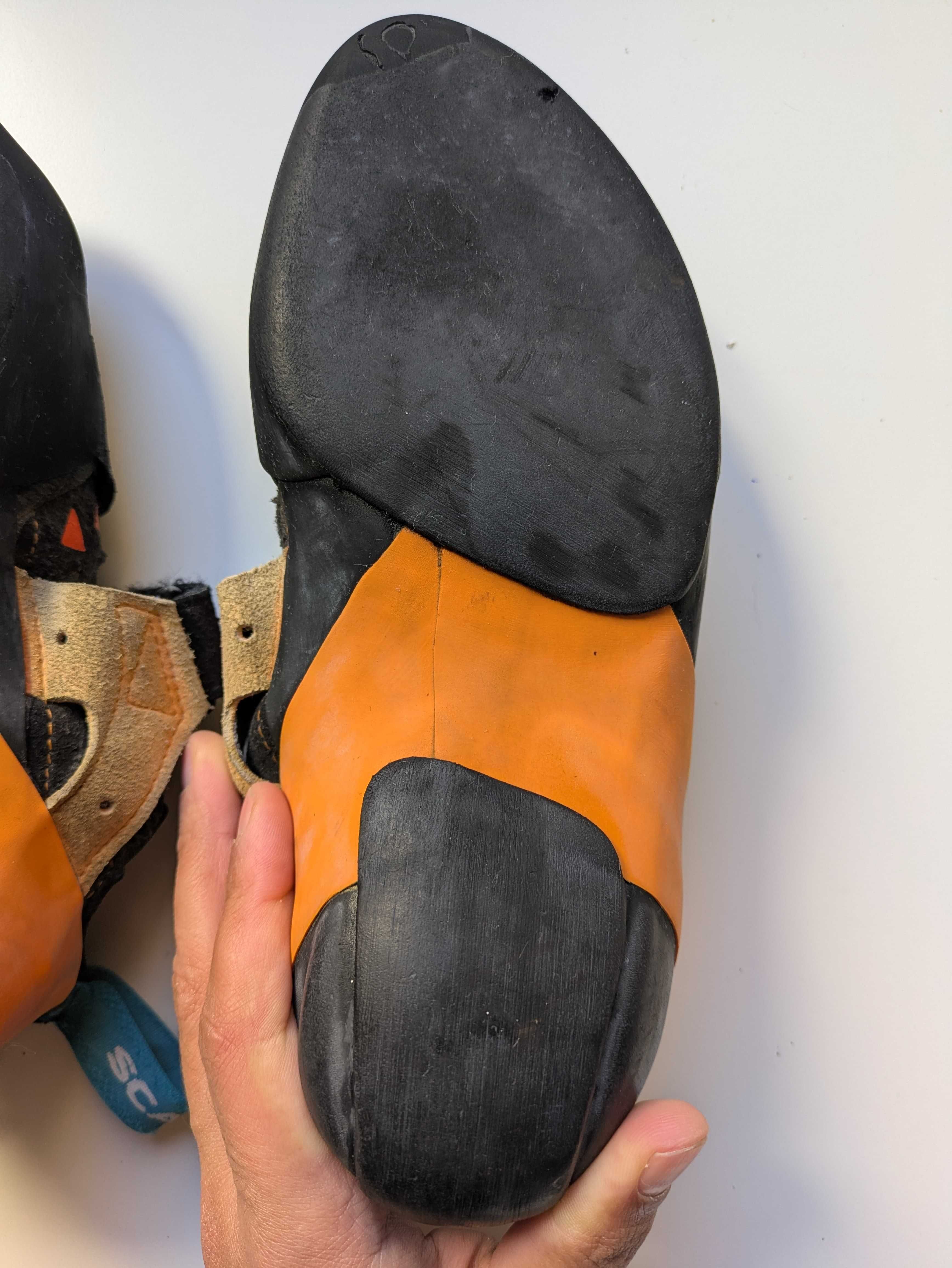Pés de Gato - Scarpa Instinct VS - 38,5