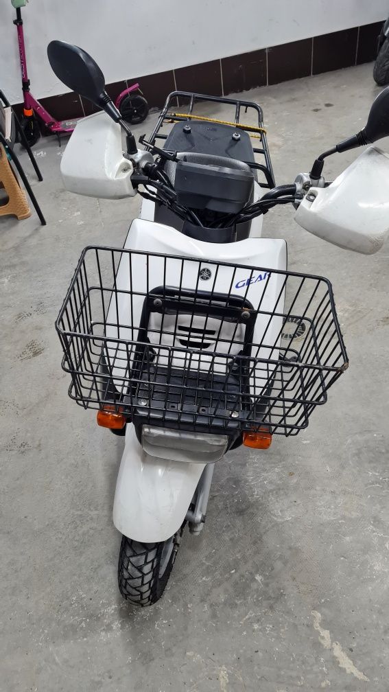 Вантажний скутер Yamaha Gear