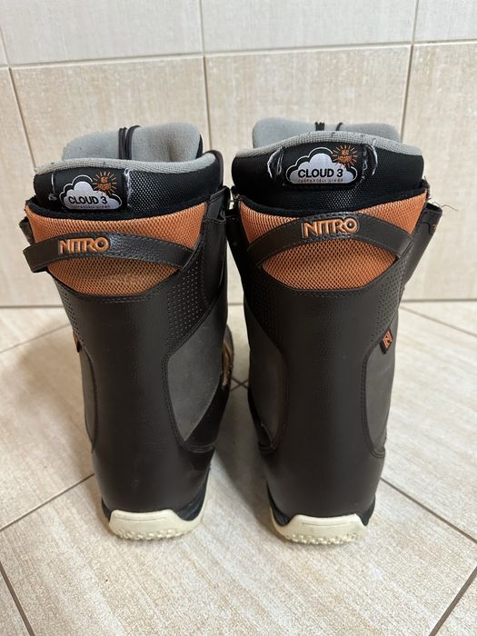 Сноубордичні боти Nitro Snowboard Boots Size 9 Thunder TLS 862