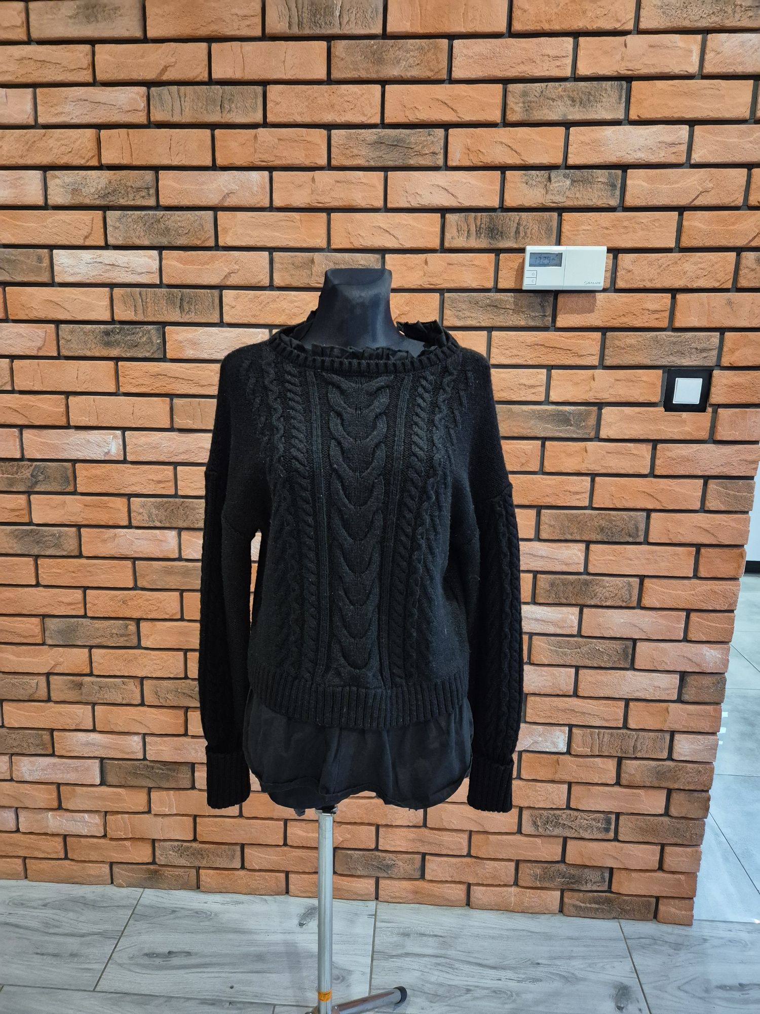 Gruby pleciony sweter