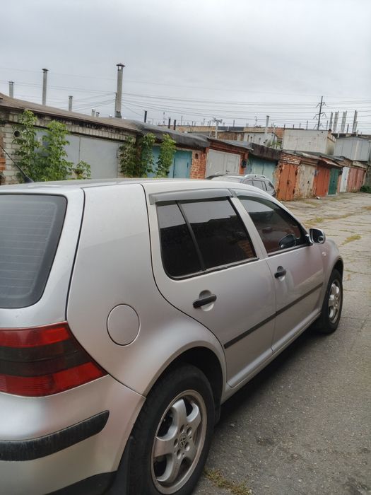 Volkswagen Golf 4