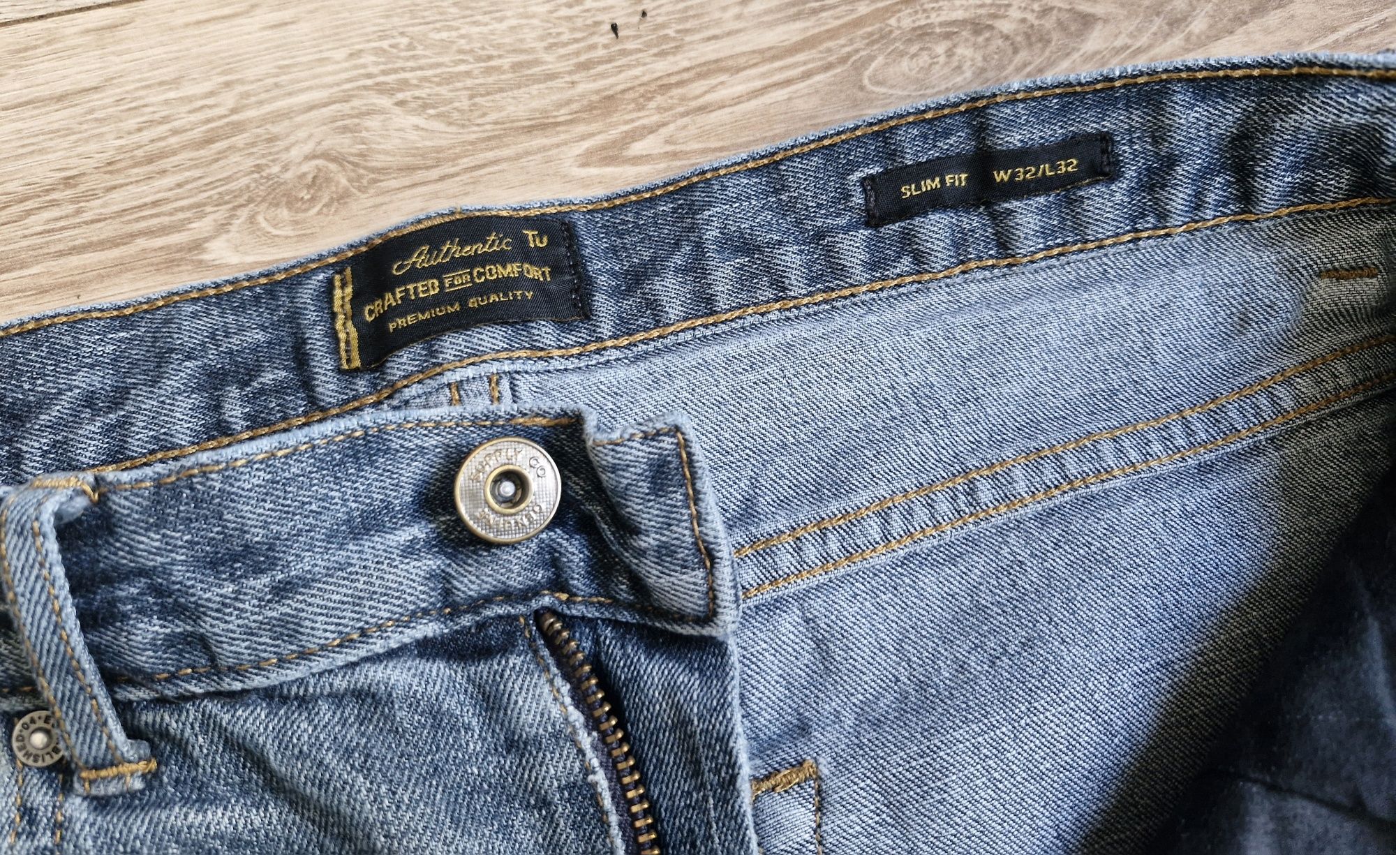 Spodnie * Jeansy * Authentic T.U * Slim fit 32/32 *