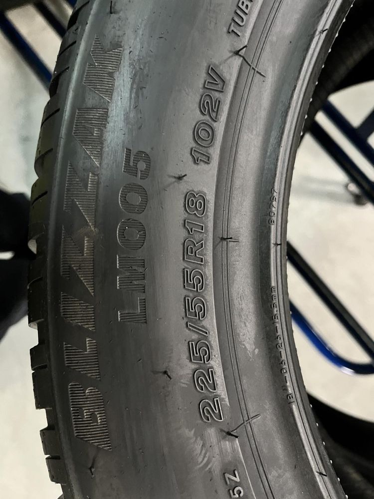 225/55/18 R18 Bridgestone Blizzak LM005 4шт нові зима