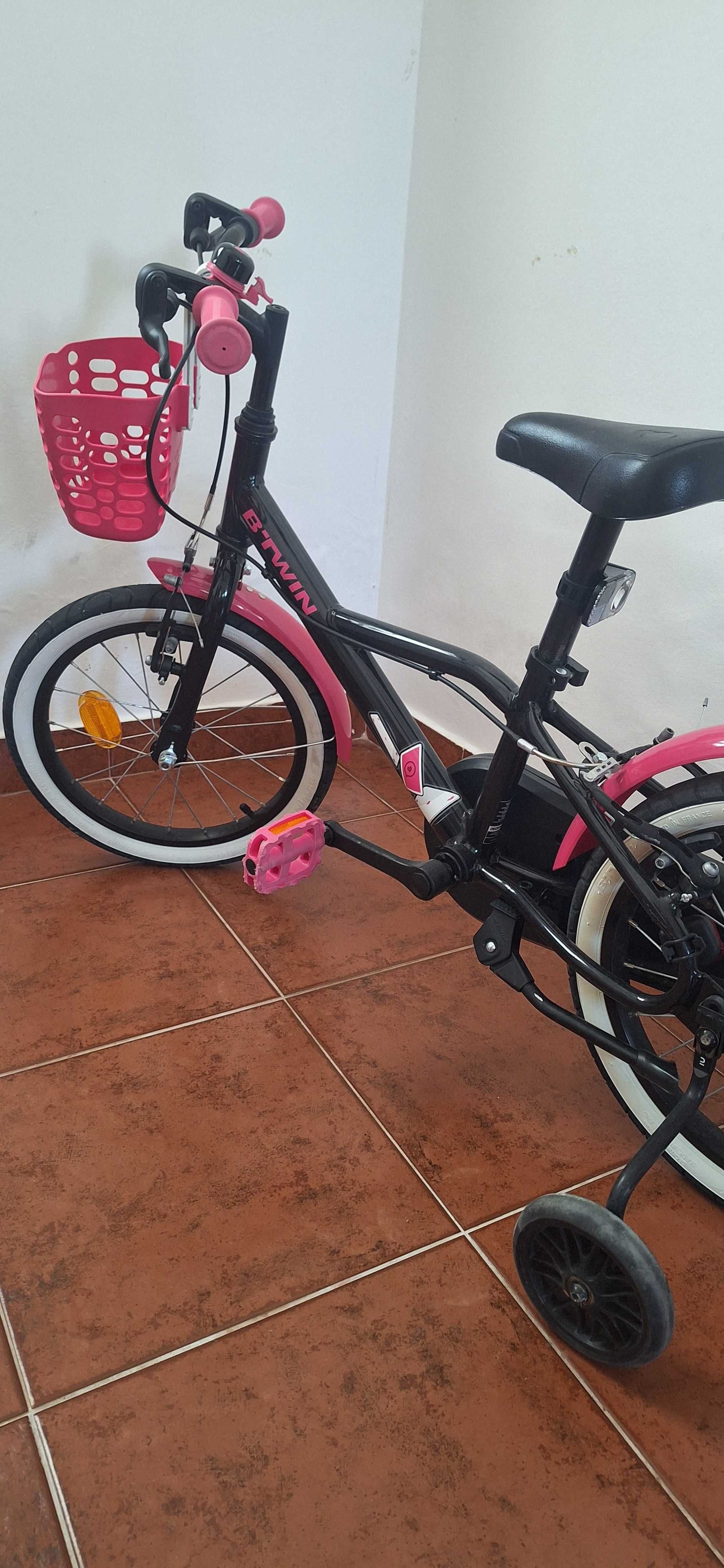 Bicicleta menina