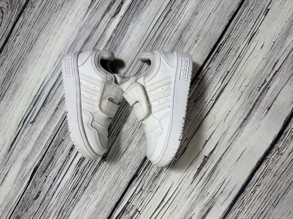 Adidas детские кроссовки оригинал 25 размер белые на липучке