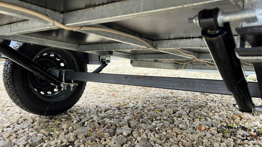 Причіп до легкового авто (Львів)  2 х 1,2 м борт 60см оцинкований