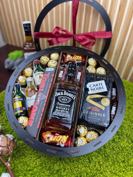 Подарункові бокси