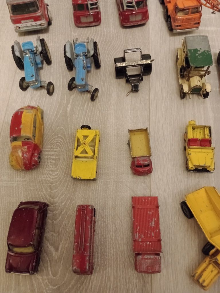 Samochodziki matchbox vintage.