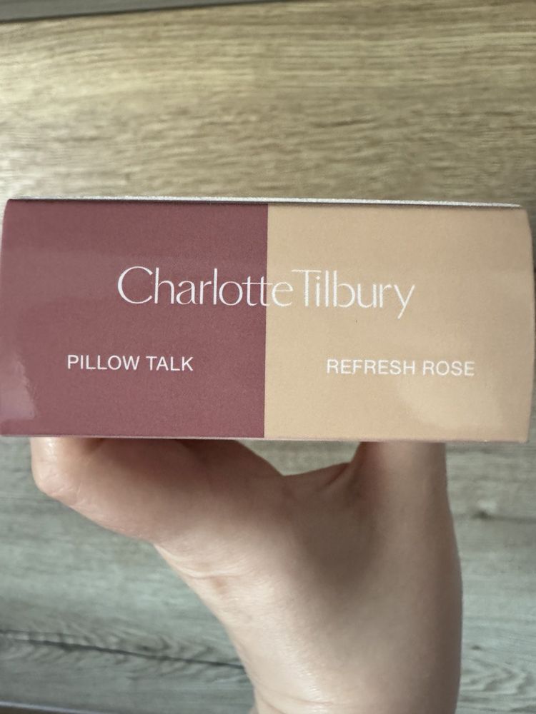 Charlotte Tilbury Pillow Talk Lip Duo Wardrobe Zestaw dla makijażu