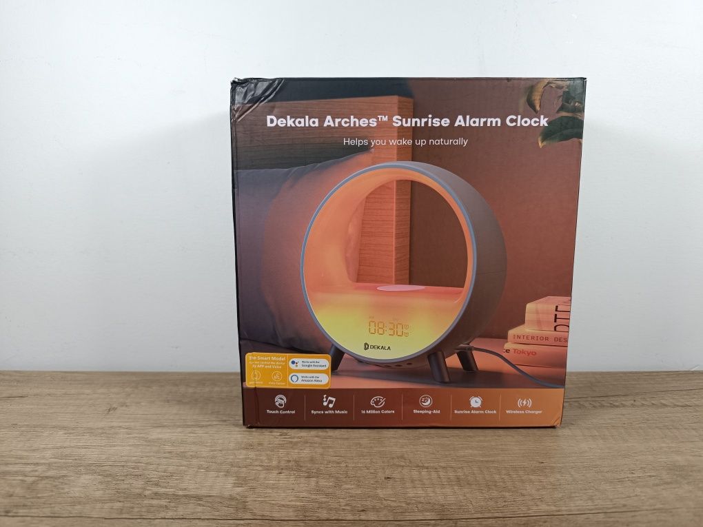 Budzik Dekala 5G Arches Gradual Sunset z ładowaniem bezprzewodowy