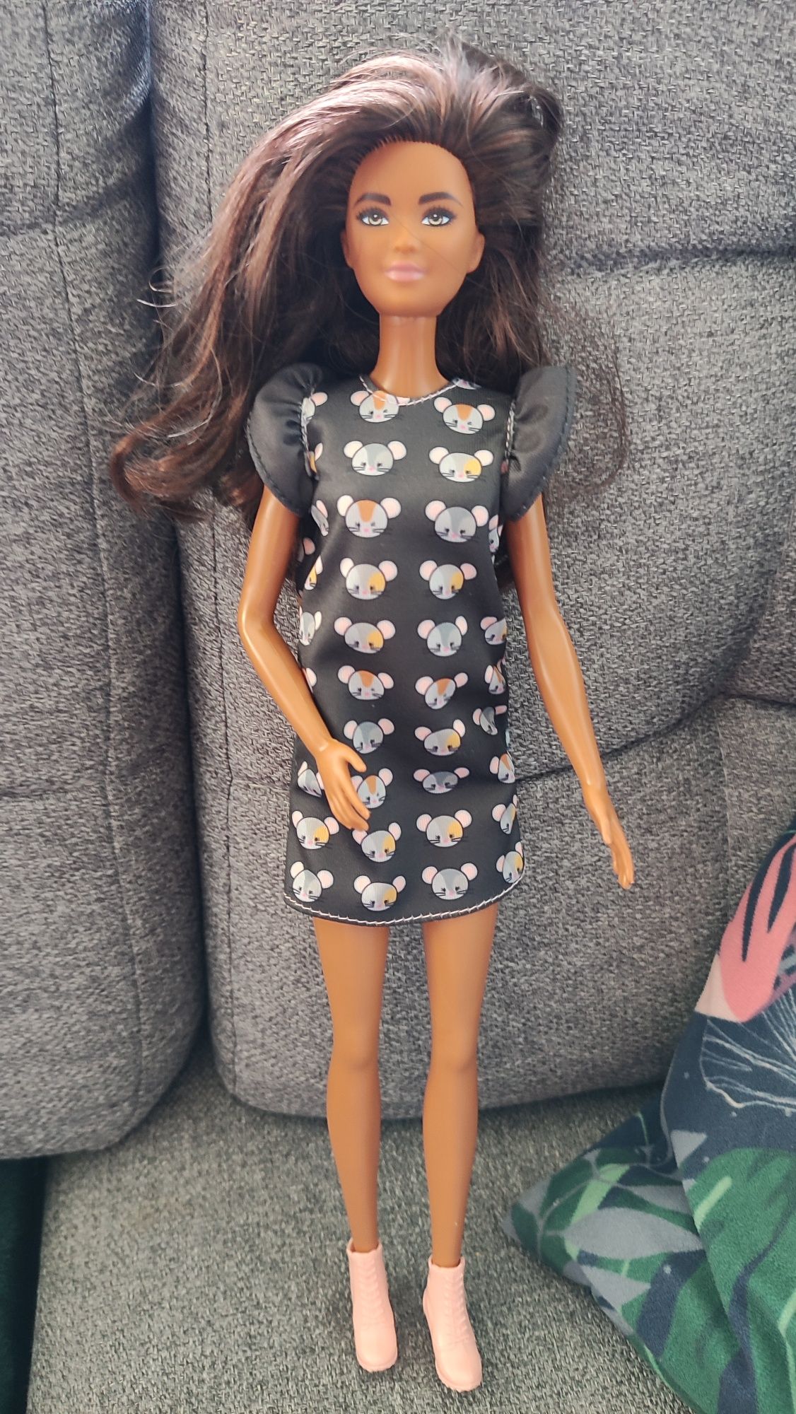 Lalka barbie fashionistas 140 GHW54