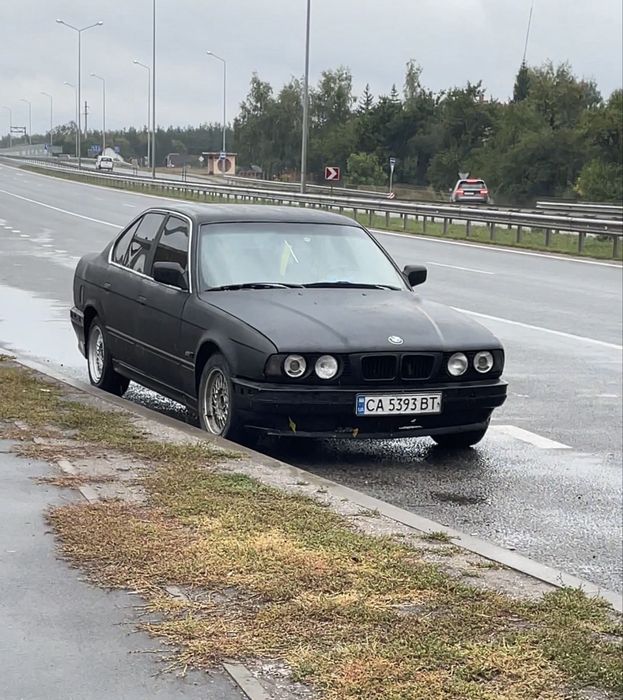 Продам Обміняю BMW e34 M50