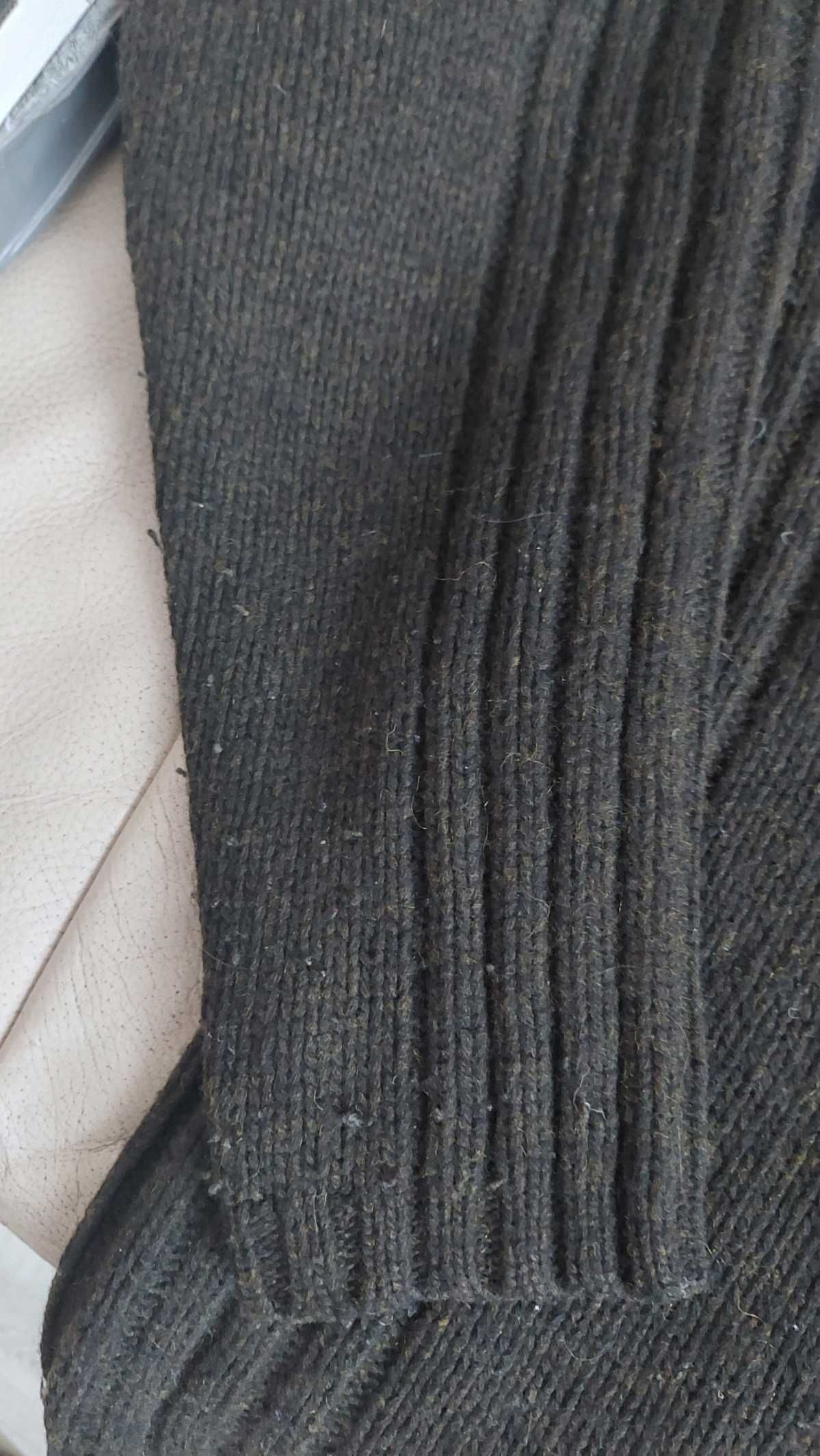 Tatuum, oliwkowy ciepły sweter męski, roz. L; 80% wełny jagnięcej