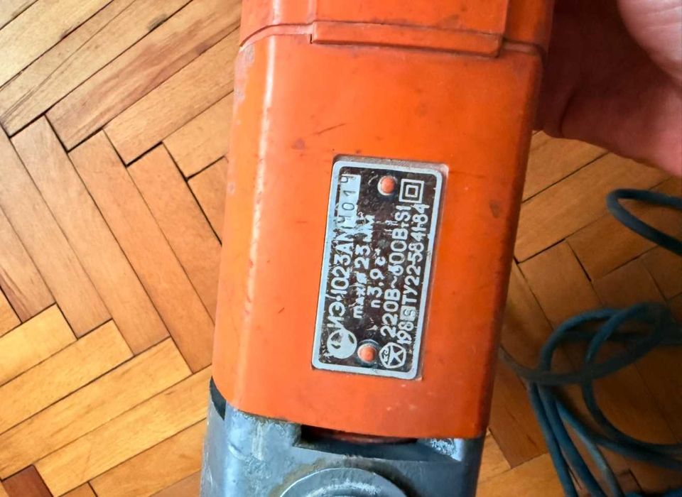 Електричний дриль