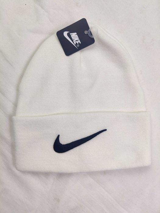 Czapka zimowa Guess damska męska czapki nike