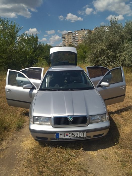 Продам шкода Октавія 1.6 газ-бензин