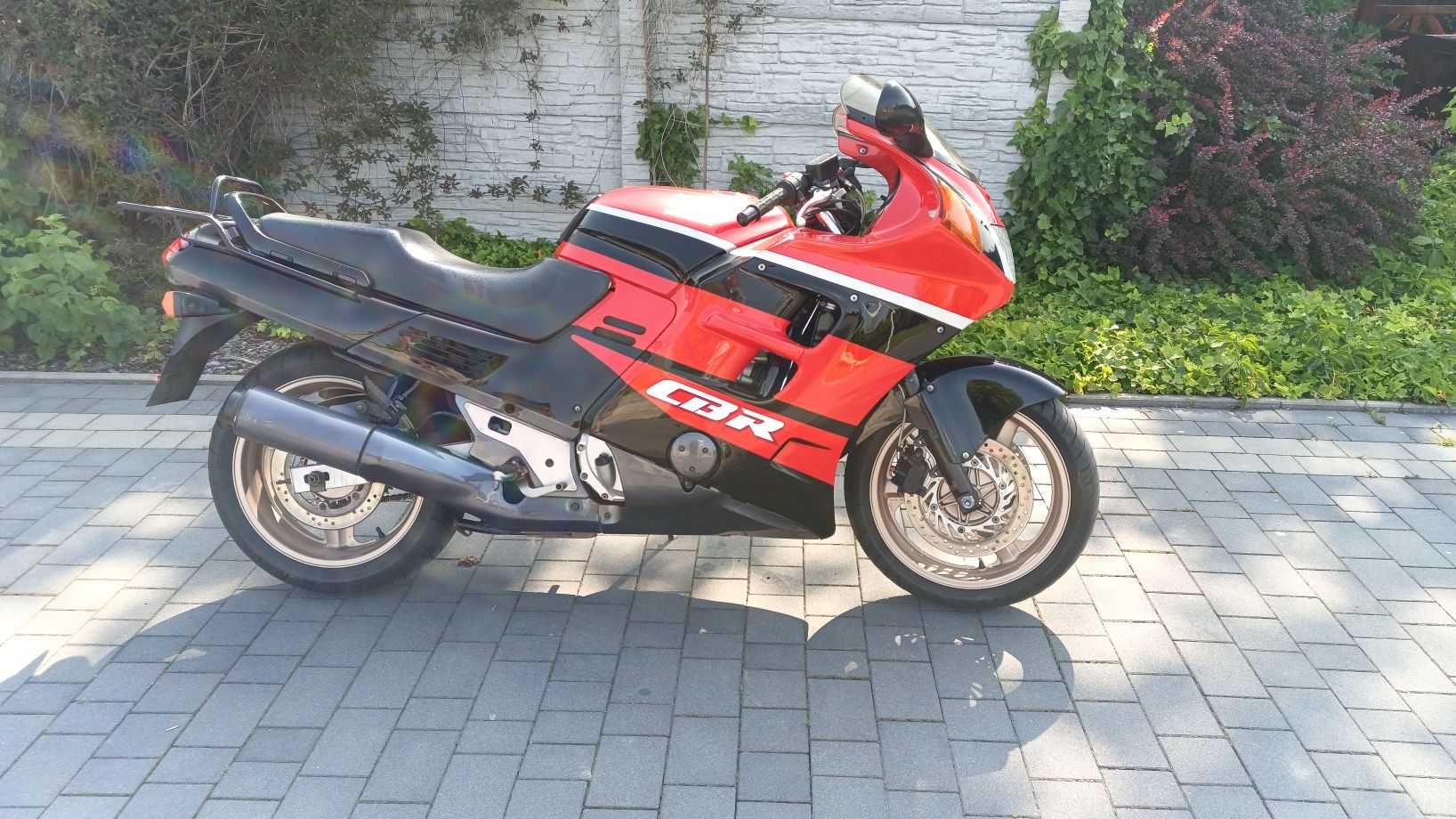 Honda CBR 1000F 24 sc