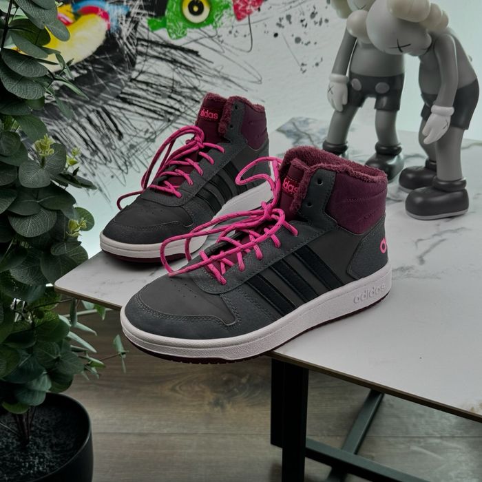 Зимові кросівки Adidas Hoops Neo 36.5 розмір E972