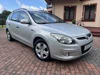 Hyundai i30 CW 1.4 Benzyna 105km 2010r Niski Przebieg !!