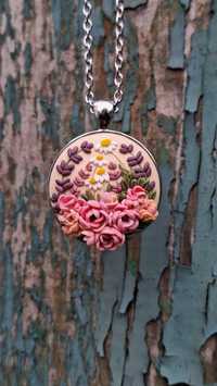 Zawieszka z kwiatami Janne biżuteria handmade