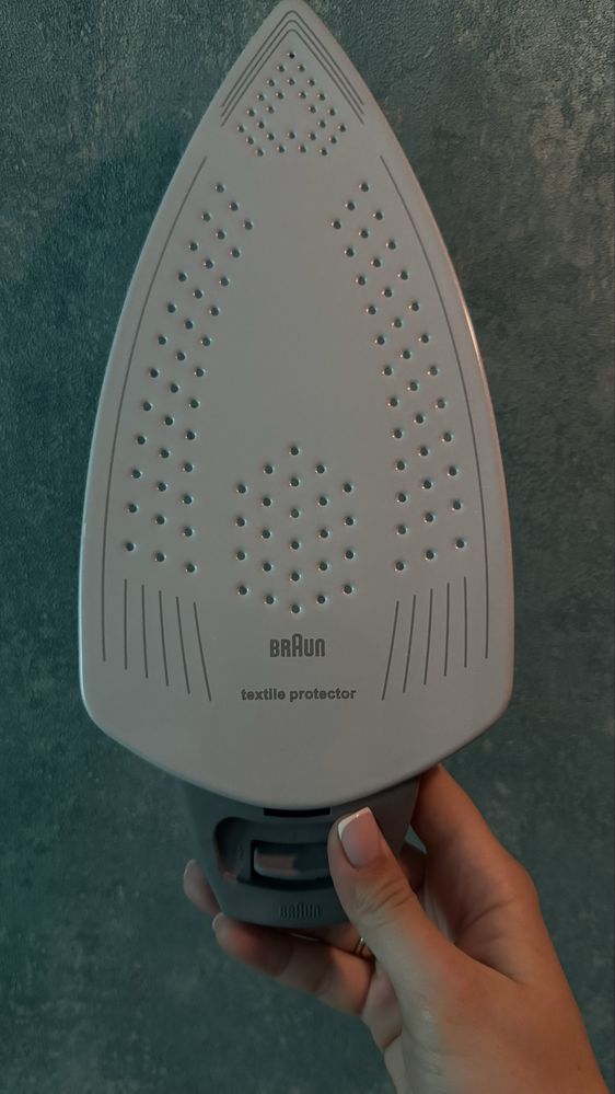 Насадка 67051356 на підошву праски Braun для делікатного прасування