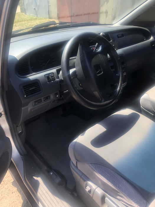 Honda shuttle 2,2 газ,бензин