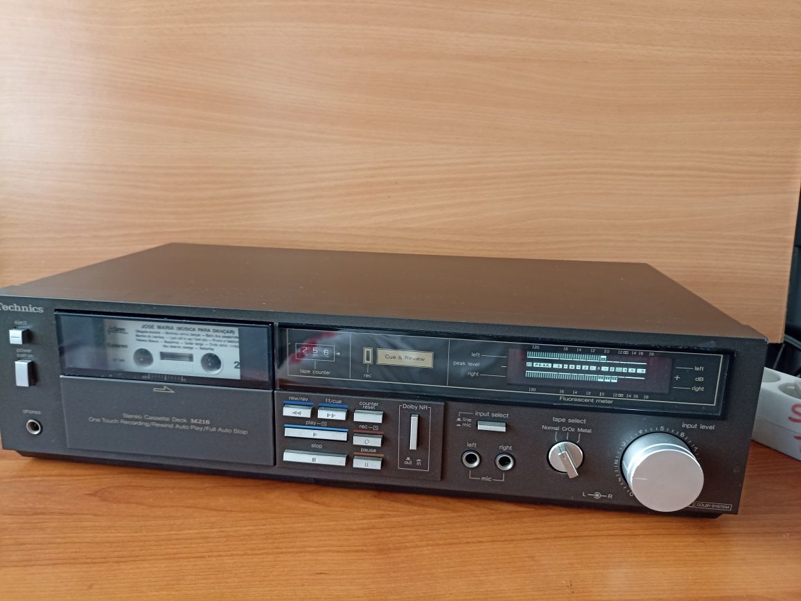 Deck cassetes Technics M216