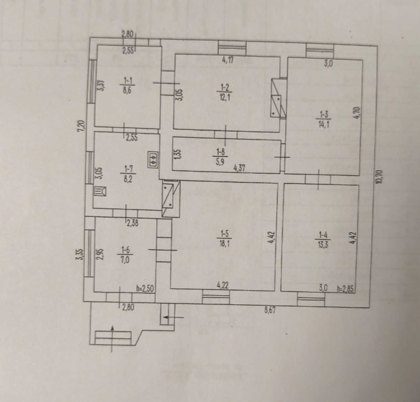 Продається окремий будинок у місті, р-н магазину "Будівельник"