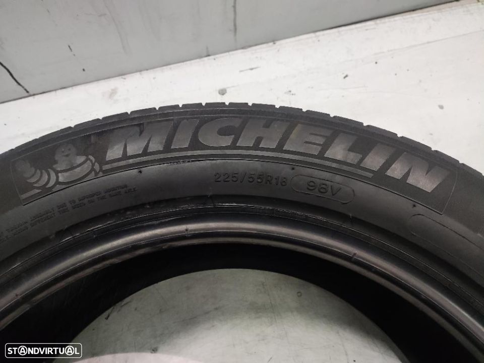 2 pneus semi novos 225-55r18 michelin - oferta dos portes 120 EUROS