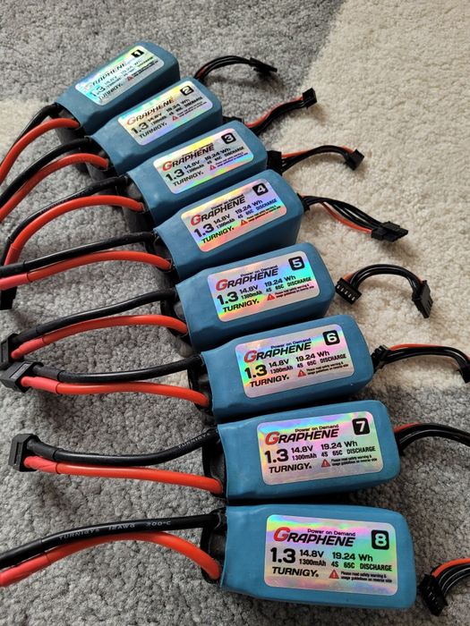 Akumulatory 8szt. LiPo 4s 1300mA 65C GRAPHENE TURNIGY